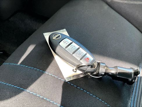 Used 2025 Nissan Leaf SV Plus FWD image 13