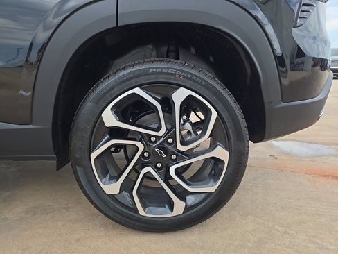 New 2026 Chevrolet Trax RS w/ Driver Confidence Package FWD image 32