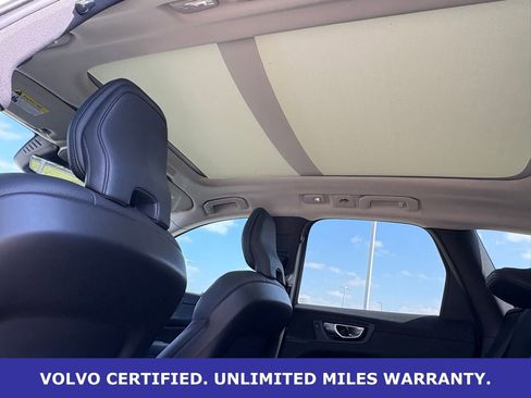 Certified 2023 Volvo XC60 B5 Plus w/ Climate Package AWD/4WD image 32