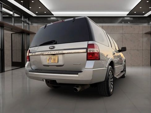 Used 2015 Ford Expedition XLT w/ Equipment Group 201A image 14