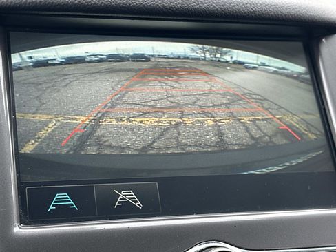 Used 2017 Chevrolet Cruze LT image 26