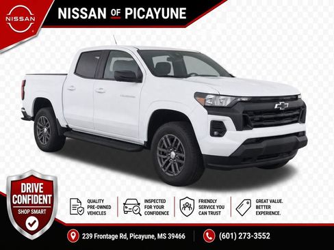 Used 2023 Chevrolet Colorado LT w/ LT Convenience Package RWD image 2