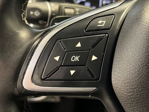 Used 2018 INFINITI QX30 Premium w/ Navigation Package AWD/4WD image 20