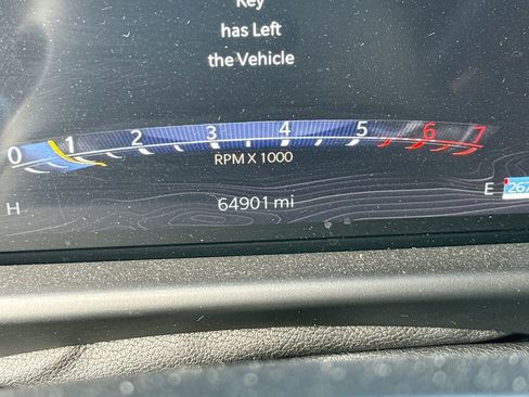 Used 2024 Jeep Wagoneer L Series III w/ Flexible Seating Group image 12