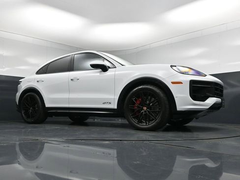 Used 2026 Porsche Cayenne GTS image 27