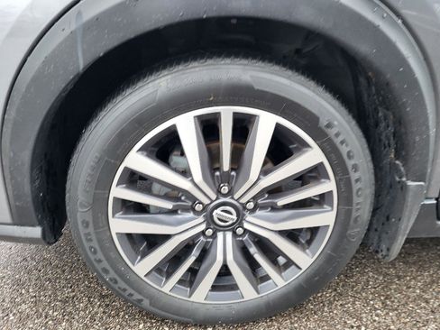 Used 2021 Nissan Kicks SV image 15