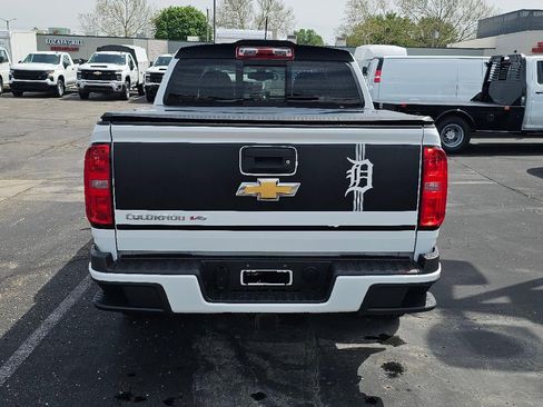 Used 2017 Chevrolet Colorado Z71 AWD/4WD image 6