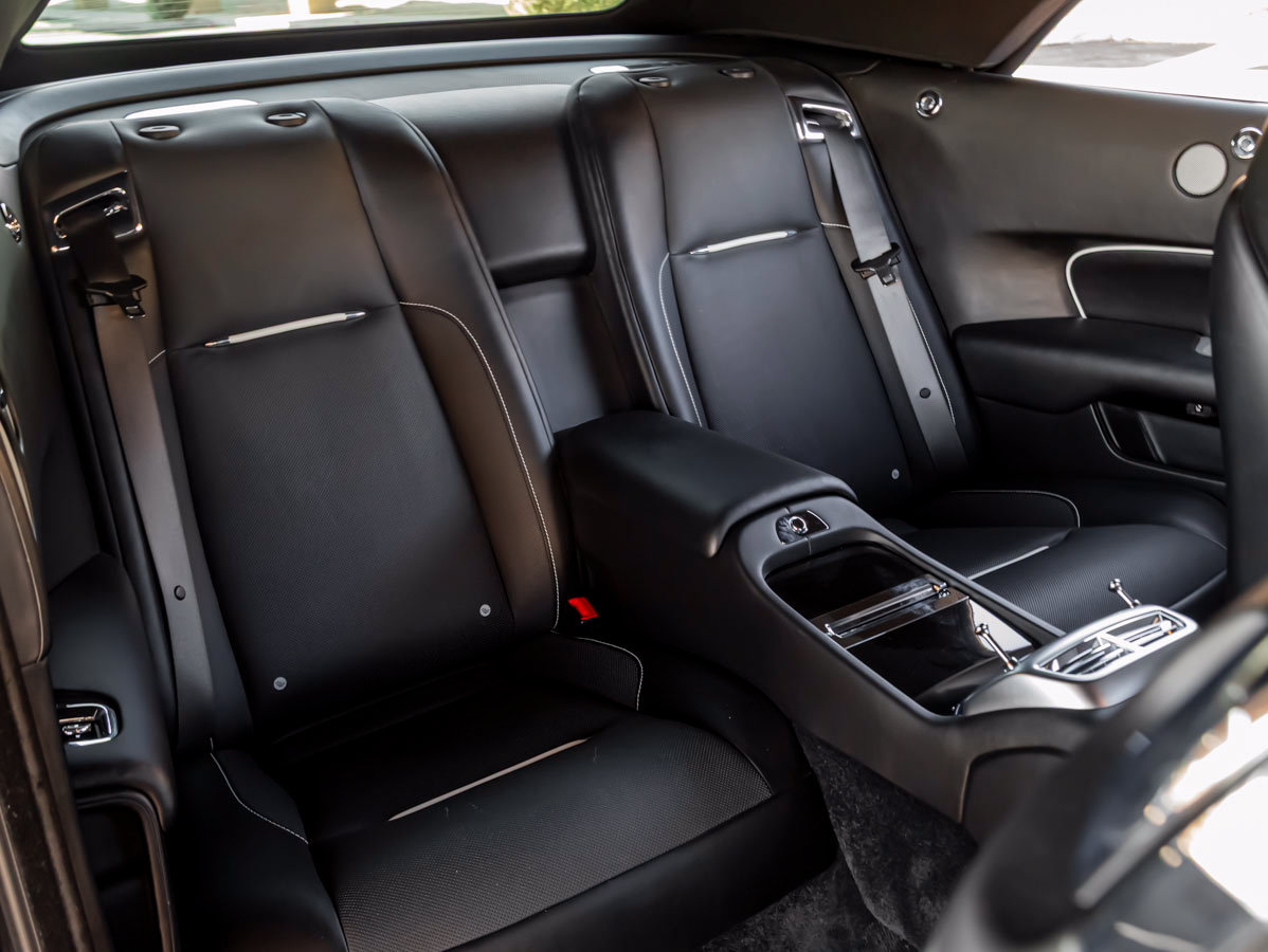 Certified 2018 Rolls-Royce Dawn RWD image 29