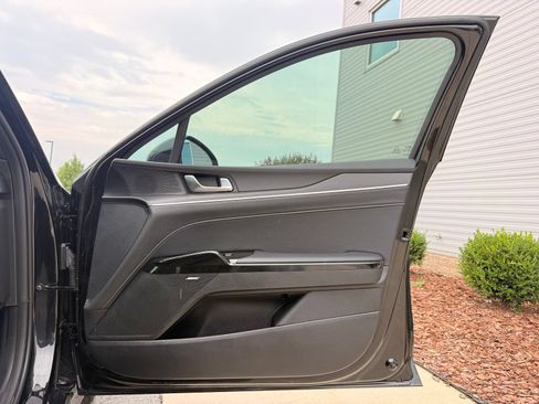 Used 2025 Kia K5 GT-Line w/ GT-Line Premium Package FWD image 25