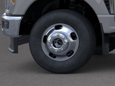 New 2026 Ford F350 XLT image 41