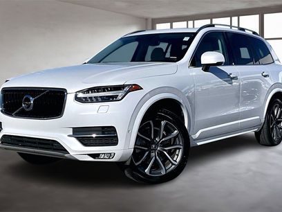 Used 2018 Volvo XC90 T6 Momentum w/ Convenience Package