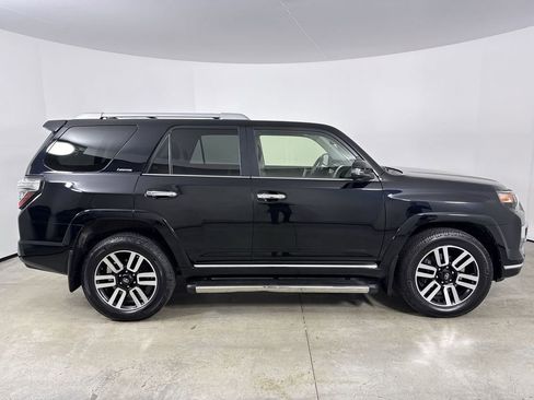 Used 2023 Toyota 4Runner Limited AWD/4WD image 8