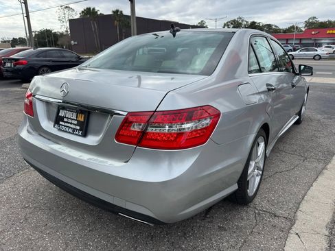 Used 2011 Mercedes-Benz E 350 Sedan image 4