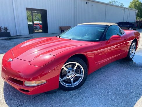 Used 2003 Chevrolet Corvette Convertible w/ Preferred Equipment Group1 RWD image 1