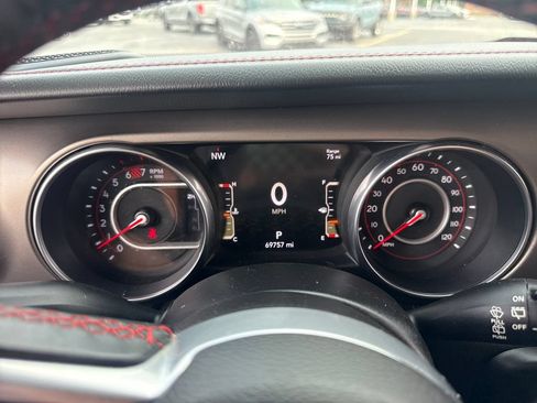 Used 2019 Jeep Wrangler Unlimited Rubicon AWD/4WD image 42