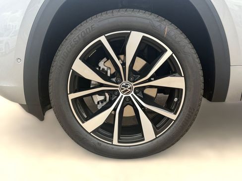 New 2026 Volkswagen Atlas SEL Premium R-Line AWD/4WD image 10