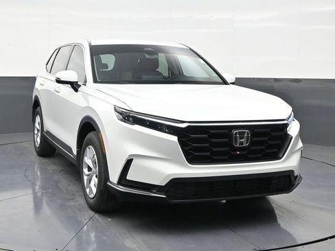 Used 2025 Honda CR-V LX image 7