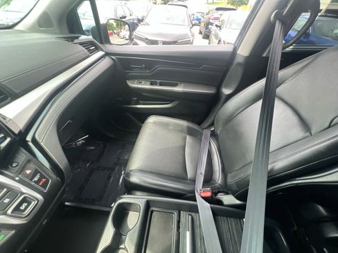 Used 2023 Honda Odyssey Touring image 30