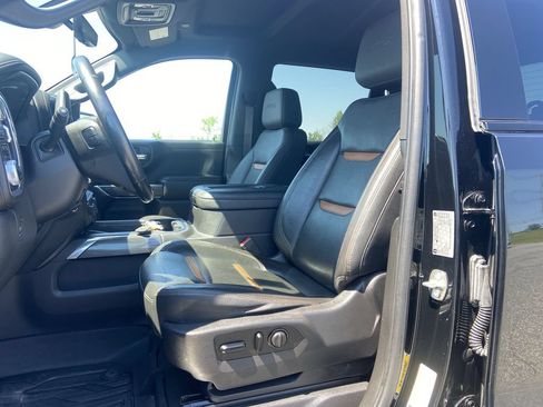 Certified 2019 GMC Sierra 1500 AT4 w/ Off Road Performance Package AWD/4WD image 19