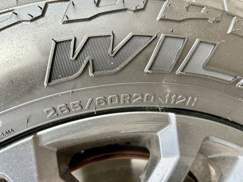 Used 2023 Toyota Tundra Platinum w/ Advanced Package image 10