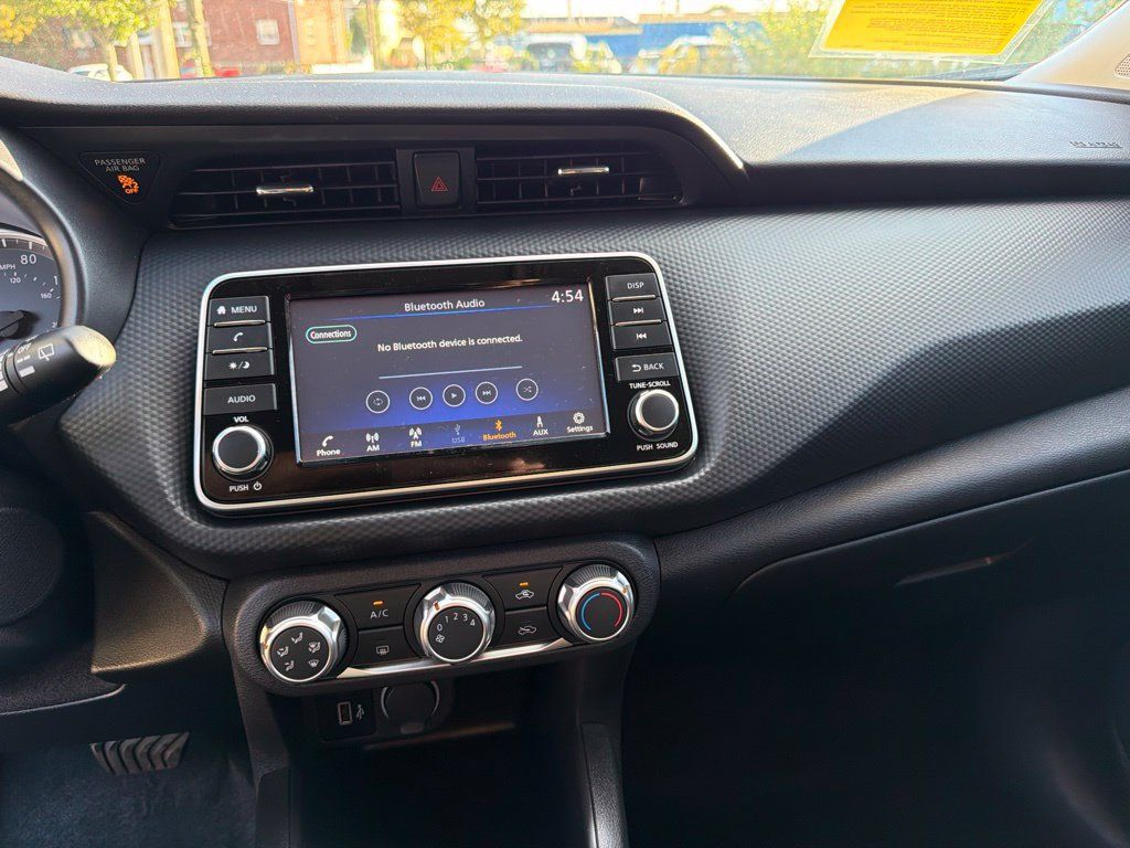 Used 2023 Nissan Kicks S FWD image 21