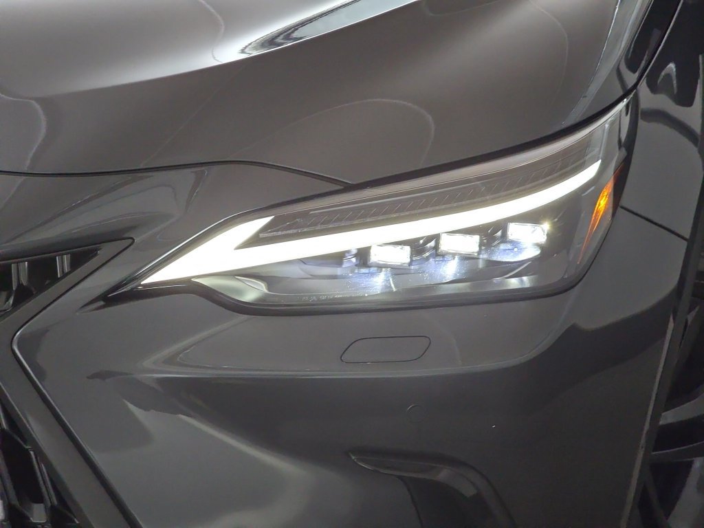 Used 2026 Lexus NX 450h+ AWD w/ Accessory Package (Z2) image 28