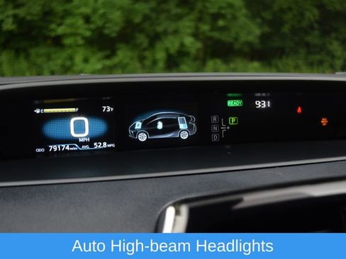 Used 2021 Toyota Prius LE FWD image 3