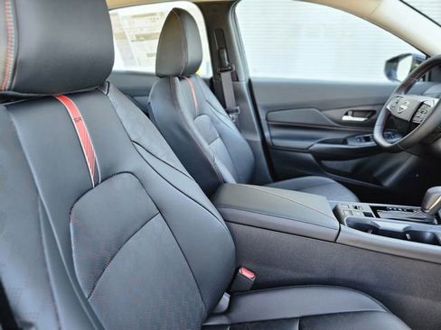New 2026 Nissan Sentra SR w/ SR Premium Package FWD image 13