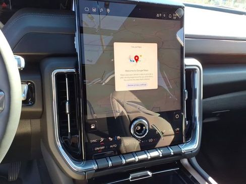 New 2026 GMC Yukon XL Denali w/ Denali Reserve Package image 4