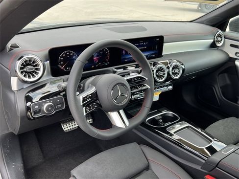 Certified 2025 Mercedes-Benz CLA 250 4MATIC image 16