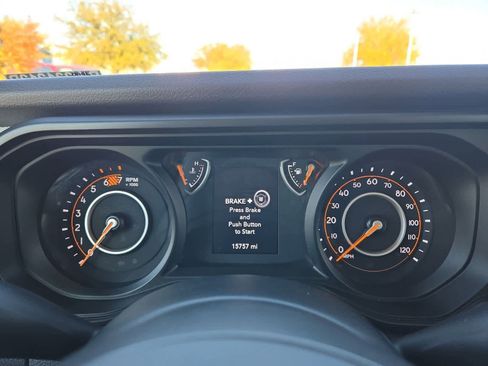 Used 2024 Jeep Wrangler Sport S image 30