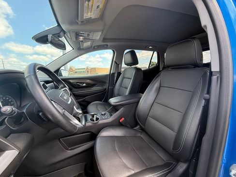 Used 2024 GMC Terrain SLT w/ Tech Package FWD image 28