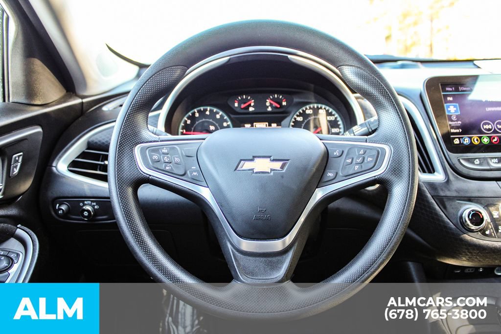 Used 2023 Chevrolet Malibu LT FWD image 18