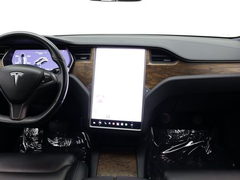 Used 2018 Tesla Model S 100D AWD/4WD image 28