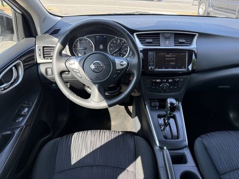 Used 2019 Nissan Sentra SV FWD image 17