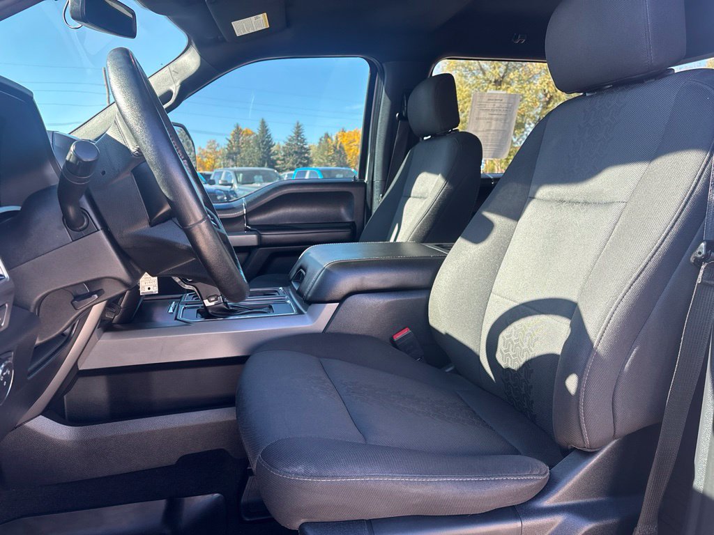 Used 2020 Ford F150 XLT w/ Equipment Group 302A Luxury AWD/4WD image 11