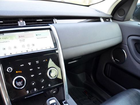 Used 2020 Land Rover Discovery Sport S image 18