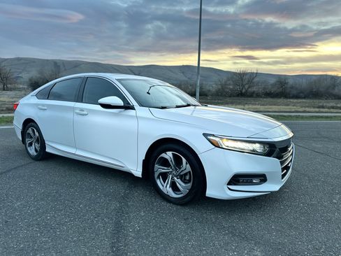 Used 2018 Honda Accord EX-L image 4