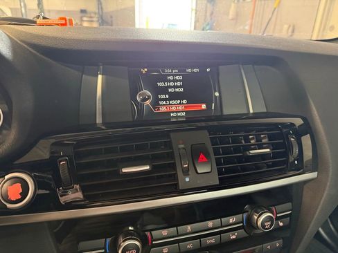 Used 2017 BMW X3 xDrive28i image 17