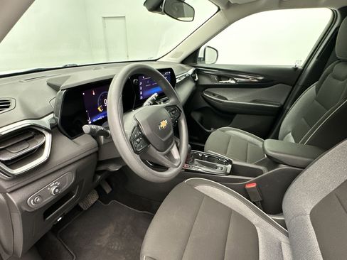 Certified 2024 Chevrolet TrailBlazer LT AWD/4WD image 26