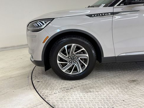 Used 2023 Lincoln Aviator 2WD image 13