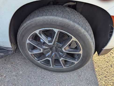 Used 2021 Chevrolet Tahoe RST w/ Rear Media and Nav Package image 5