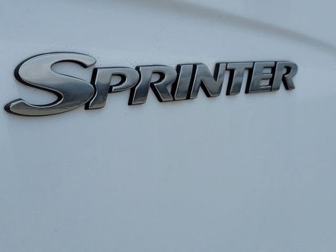 Used 2013 Mercedes-Benz Sprinter 2500 image 11