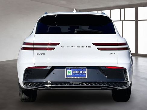 New 2026 Genesis GV70 2.5T Select image 4