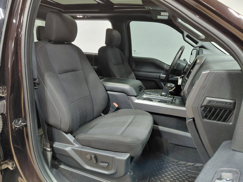 Used 2020 Ford F150 XLT w/ Equipment Group 302A Luxury AWD/4WD image 29