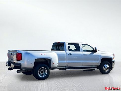 Used 2017 Chevrolet Silverado 3500 LTZ w/ Duramax Plus Package AWD/4WD image 4
