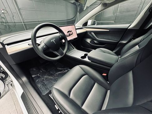 Used 2023 Tesla Model 3 Long Range AWD/4WD image 17