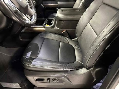 Used 2019 Chevrolet Silverado 1500 LT Trail Boss image 14