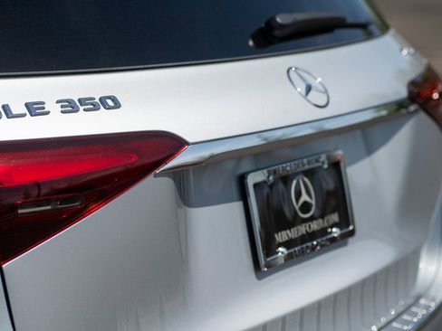 Used 2025 Mercedes-Benz GLE 350 4MATIC image 17