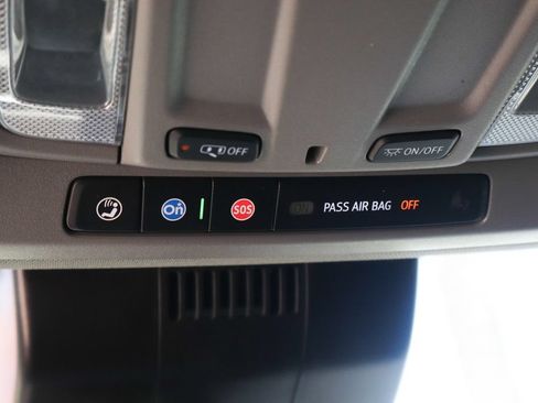 Used 2024 Chevrolet Silverado 1500 LT RWD image 31